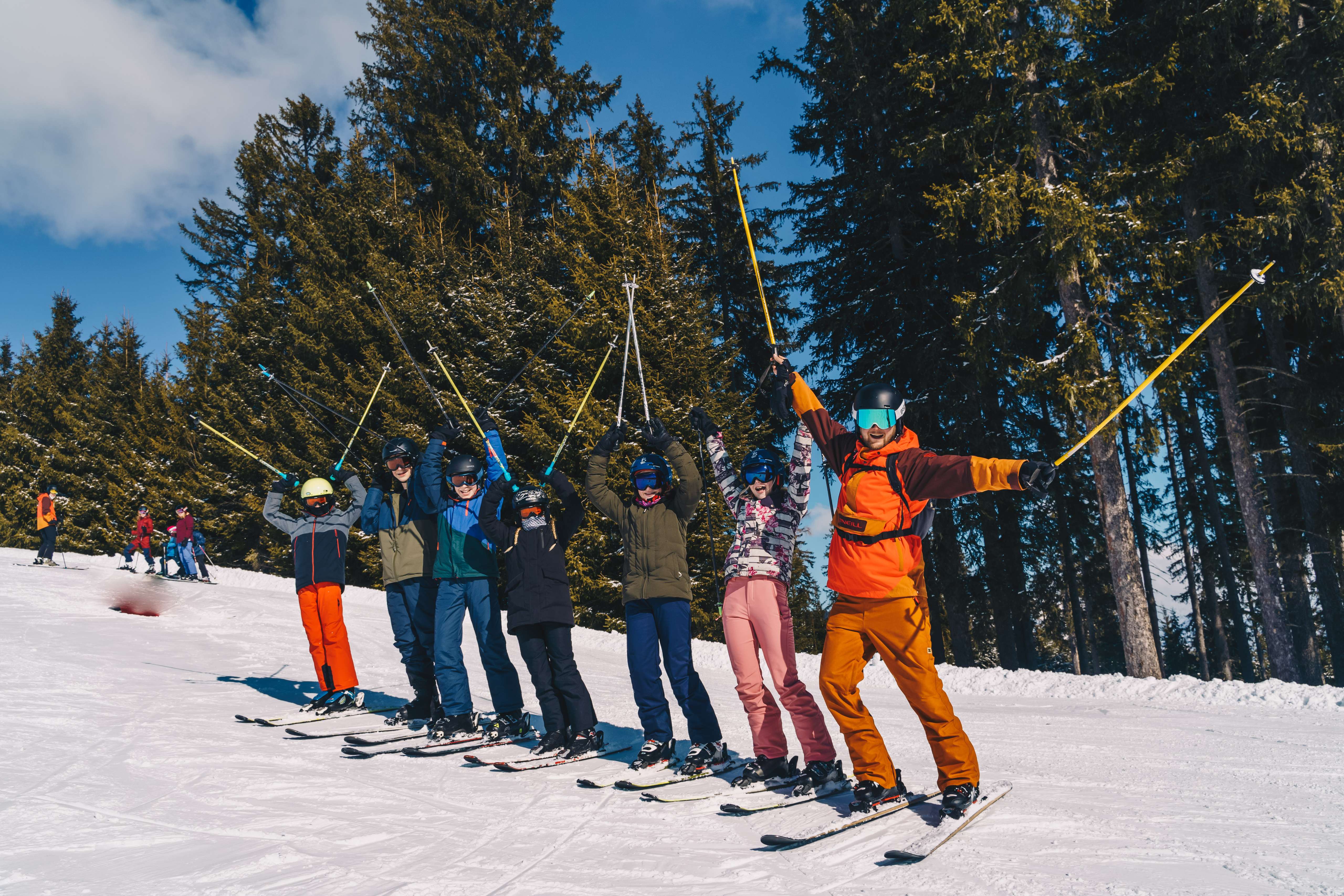Voor het eerst leren skiën op jongeren skivakantie